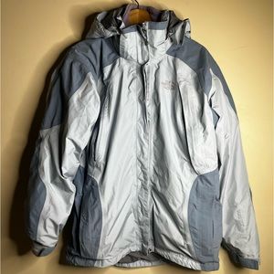 The north face Gore-Tex ski jacket women’s size large blue